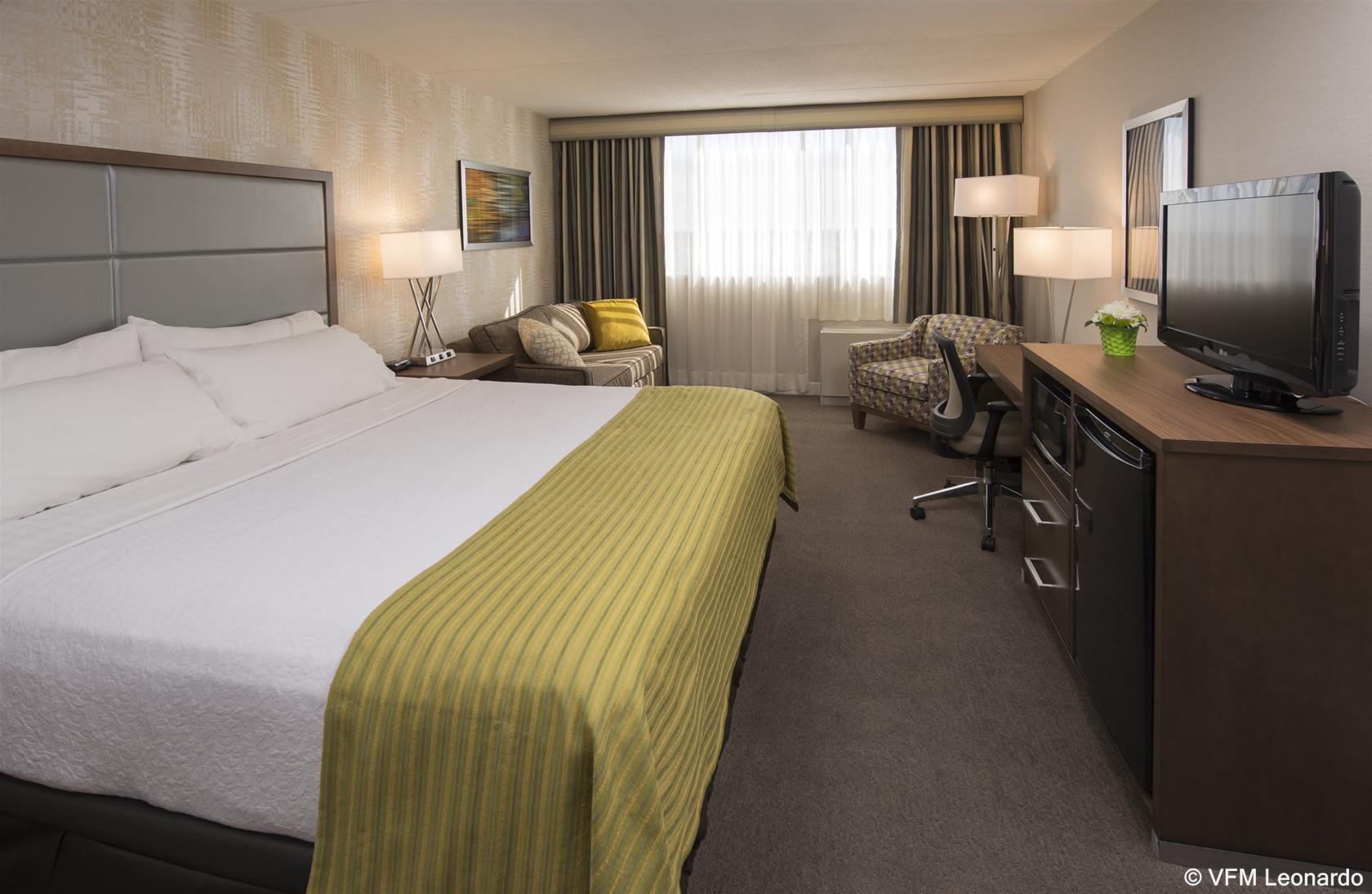 Holiday Inn Winnipeg-South By Ihg Екстериор снимка