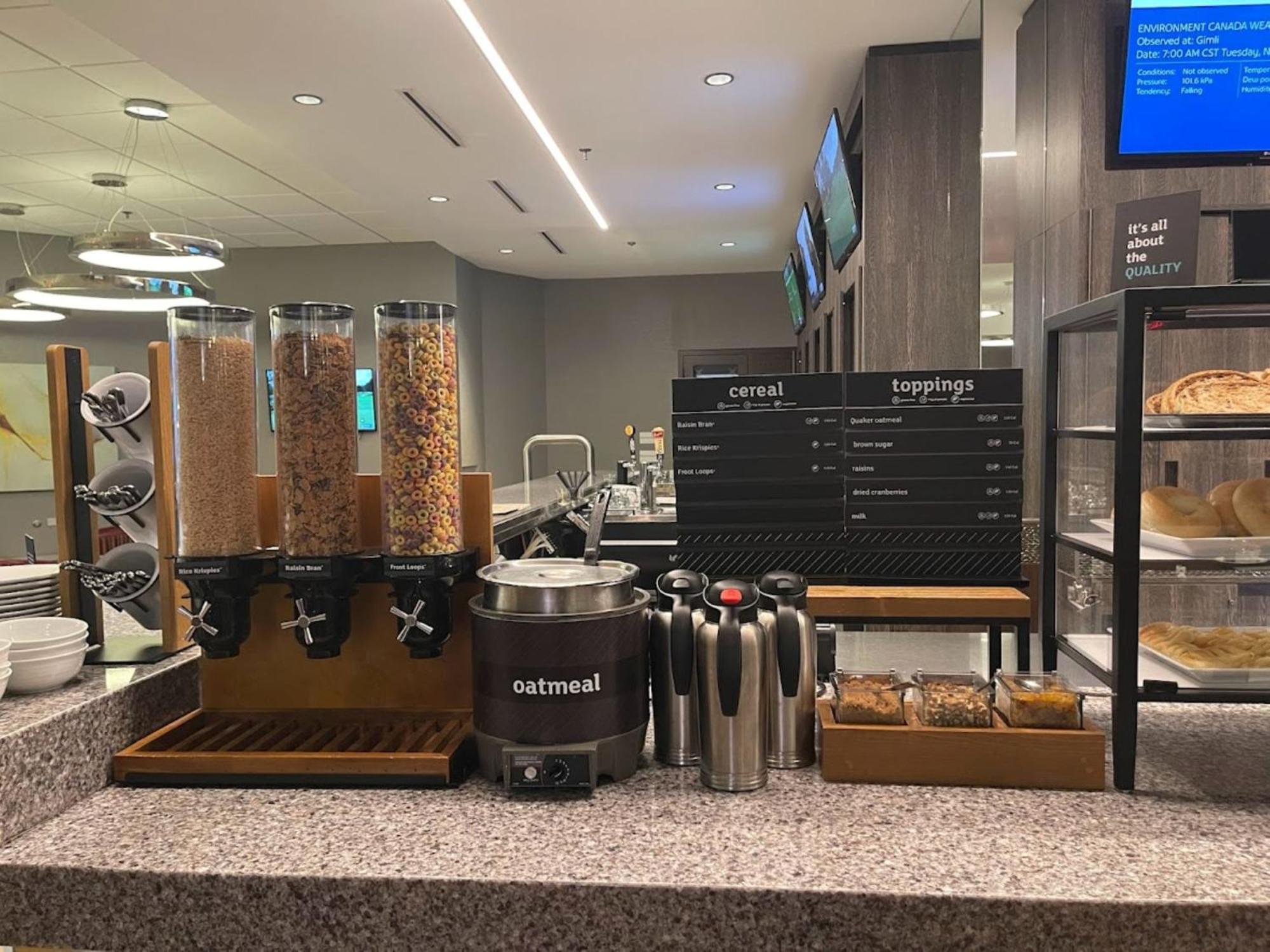 Holiday Inn Winnipeg-South By Ihg Екстериор снимка